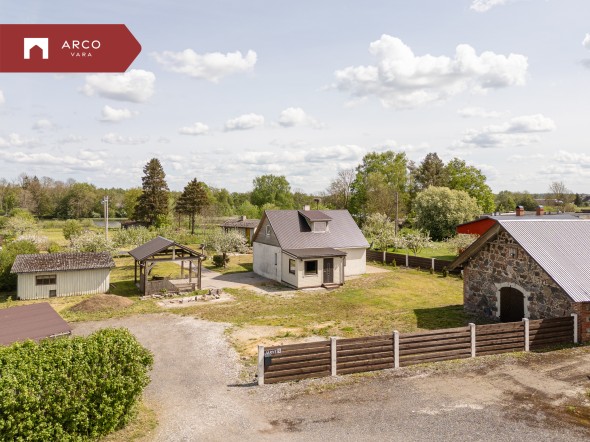 Müüa maja Järve  9, Vetiku küla, Vinni vald, Lääne-Viru maakond