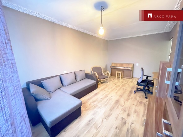 Üürile anda korter Reinu tee 12, Viljandi linn, Viljandi maakond