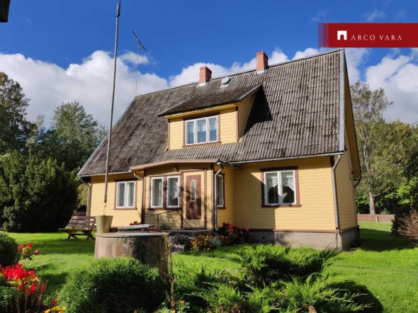 For sale  - house Kalli maantee 5, Tõstamaa alevik, Pärnu linn, Pärnu maakond