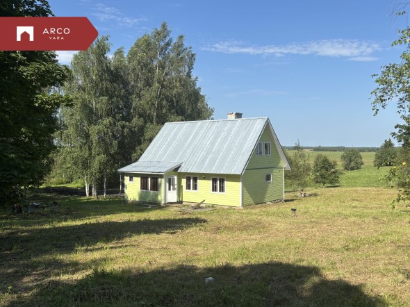 Müüa maja Peltola, Mõdriku küla, Vinni vald, Lääne-Viru maakond