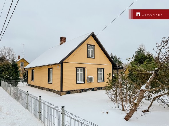 Müüa maja Viljandi maantee 26, Halliste, Mulgi vald, Viljandi maakond