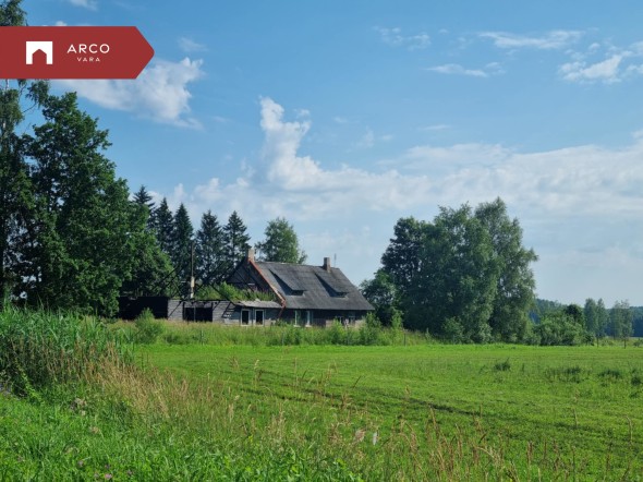 Müüa maa Taiksi, Kõpu alevik, Põhja-Sakala vald, Viljandi maakond