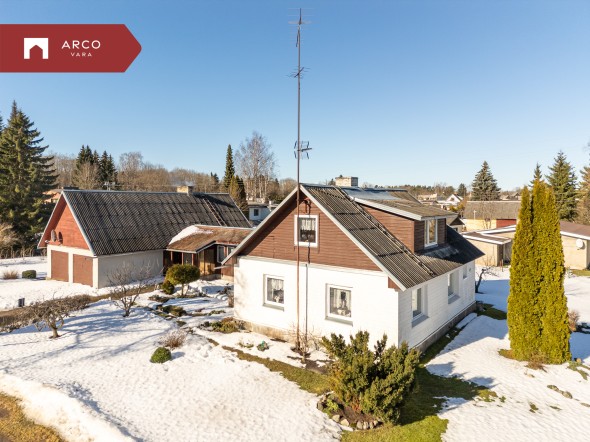 Müüa maja Võsu maantee 21, Haljala alevik, Haljala vald, Lääne-Viru maakond