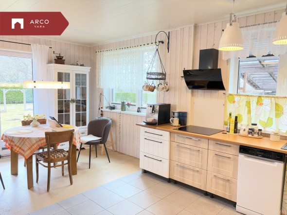 Müüa maja Tamme puiestee 5, Karula küla, Viljandi vald, Viljandi maakond