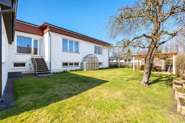 Продаётся дом Pääsukese  1, Haapsalu linn, Lääne maakond