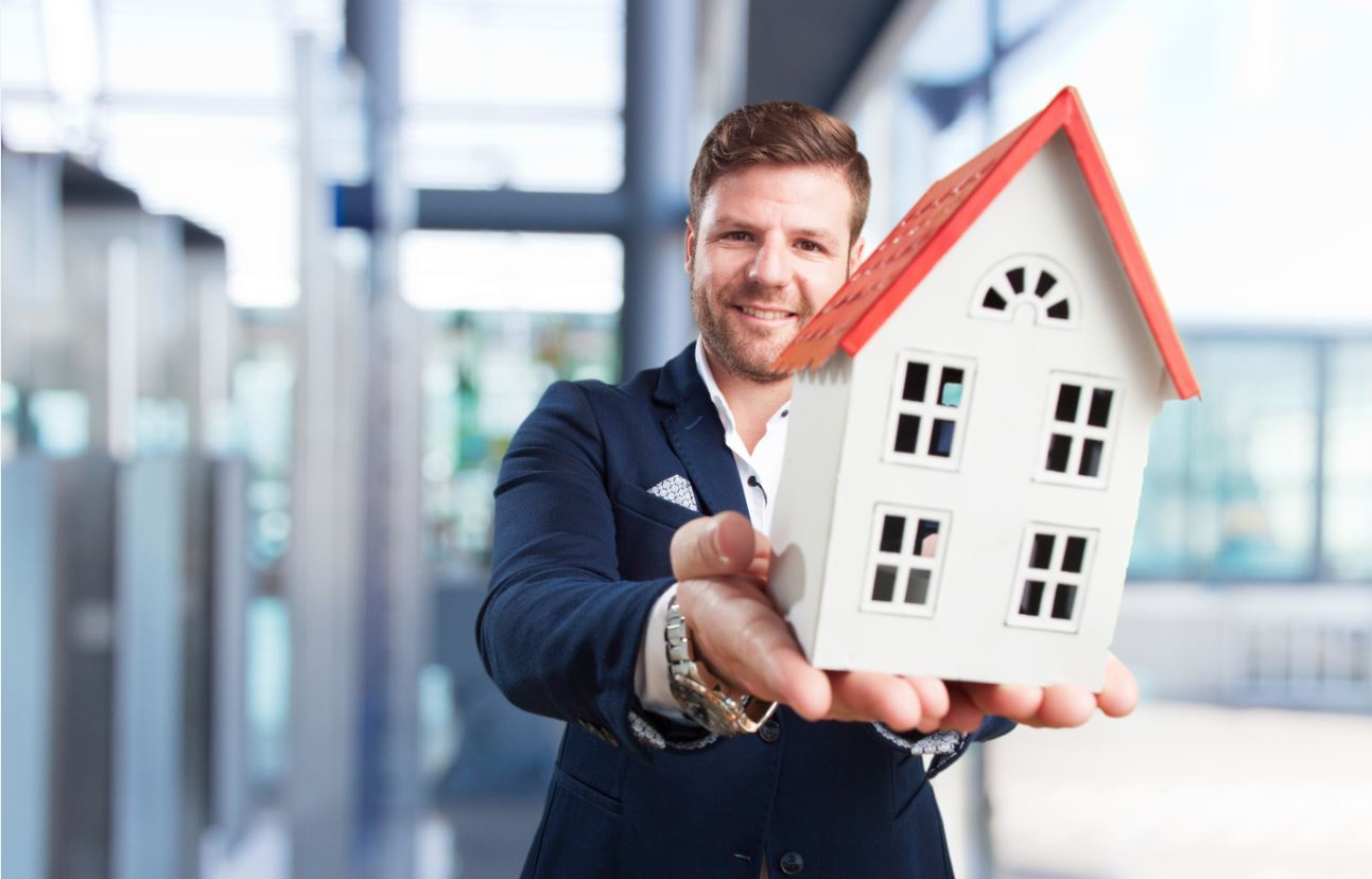 Что нужно знать, заключая сделку по недвижимости у нотариуса?